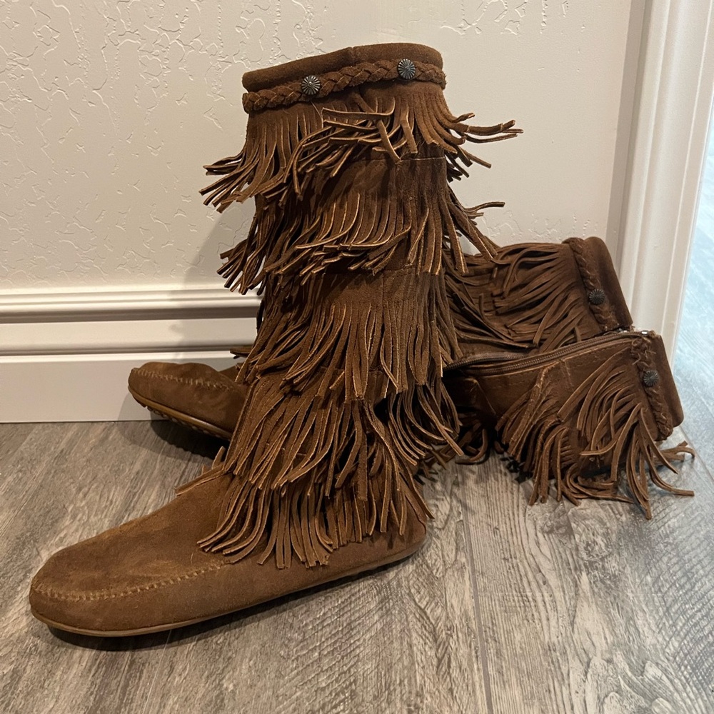 Women’s, Minnetonka, knee high moccasins